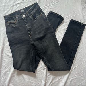 BDG black denim straight jean 🖤